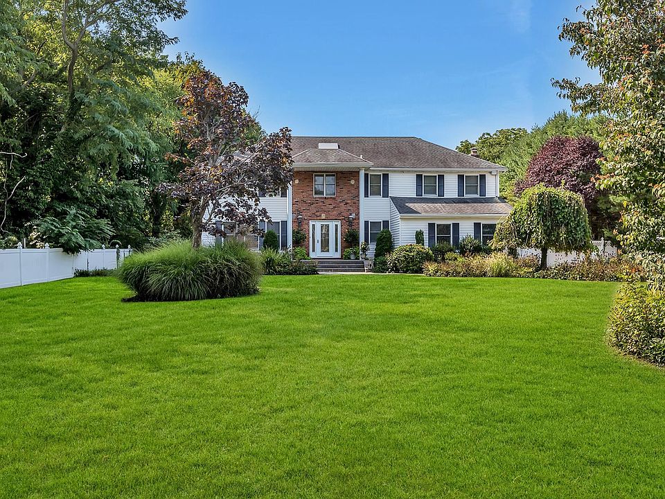 1st image of 14 Gracie Ct