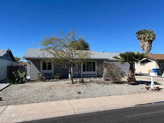 4th image of 18002 N 34TH Drive