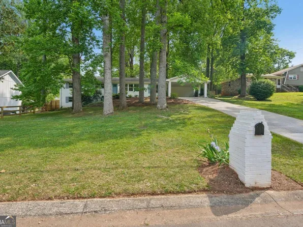 1860 Twin Branch Dr, Marietta, GA 30062