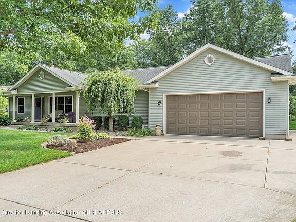 4th image of 8662 River Bend Dr