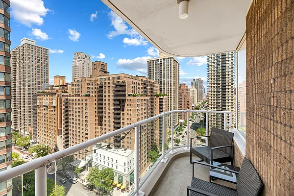 Sold by Level Group | media 16