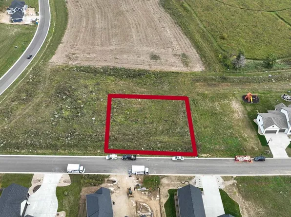 Home Stretch Drive #308, Waunakee, WI 53597