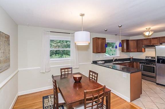 5th image of 3439 Blithewood Dr