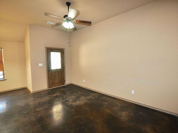 5th image of 663 W Tarleton St Unit 103