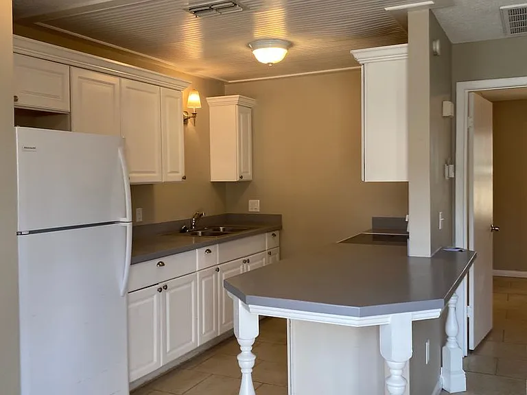 3028 Robert Ave #F — Photo 12