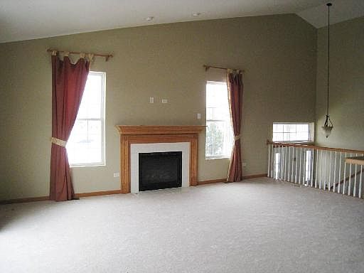 3rd image of 1004 Bradford Dr #1004