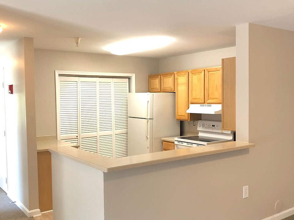 1st image of 501 Garrison Woods Dr Unit 101
