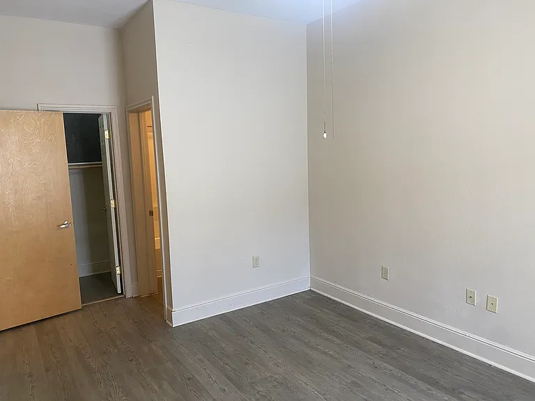 2301 Midwestern Pkwy #204 — Photo 19