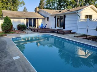 3200 Nokomis Trl, North Street, MI 48049
