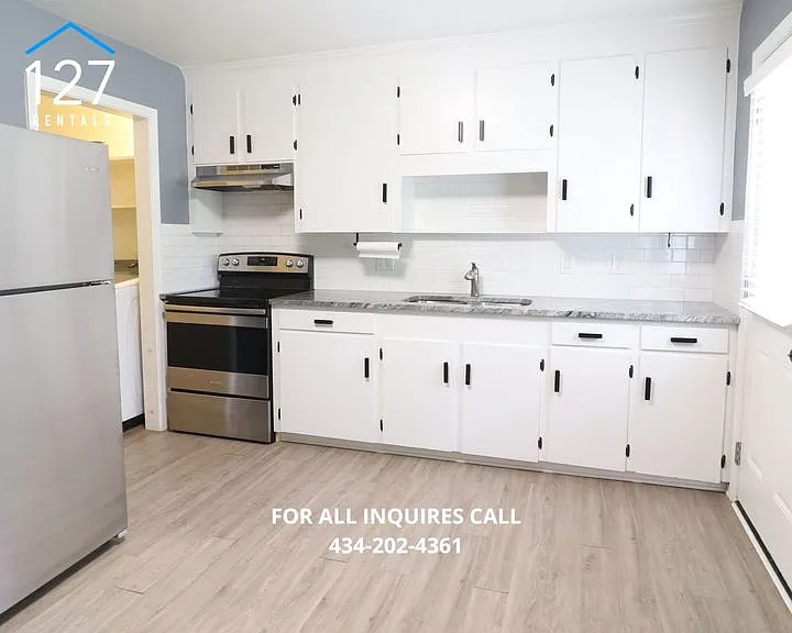 3200 Windemere Pl #B — Photo 1