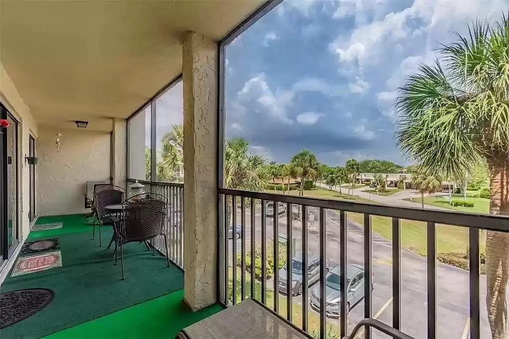 2 bed, 1178 sqft, $1,700 — Photo 4