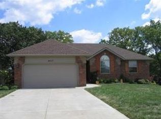 4600 Nottingham St, Battlefield, MO 65619