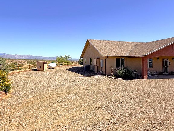 4th image of 1206 W Arroyo Vista Dr