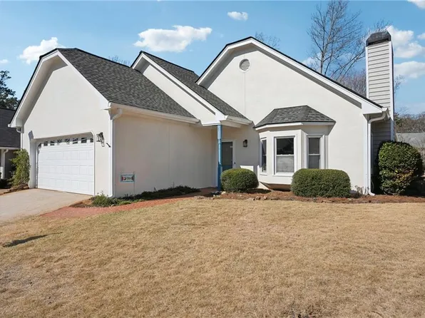 4010 Arborwood Ln, Tucker, GA 30084