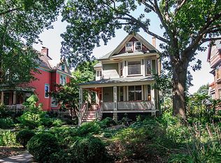 163 N Humphrey Ave, Oak Park, IL 60302