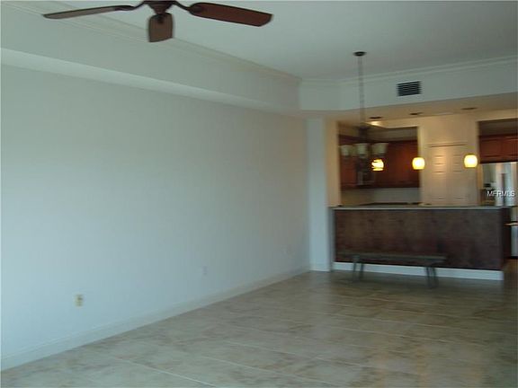 5th image of 7710 Lake Vista Ct Unit 405