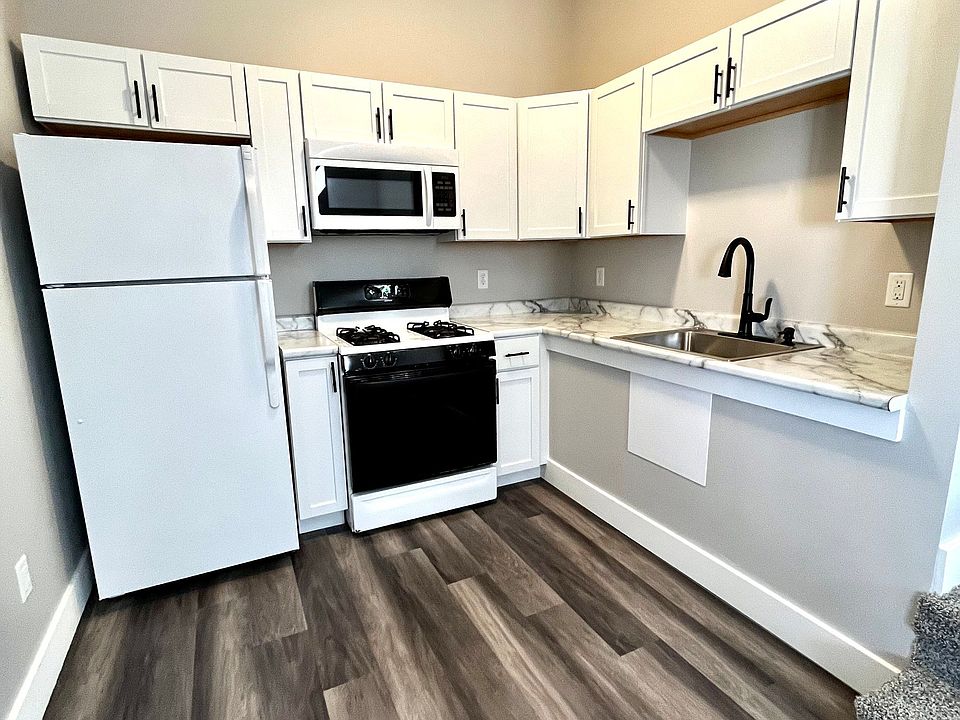 1st image of 877 N 26th St #877-39