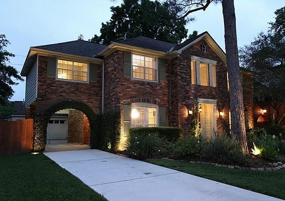 1st image of 23035 Lanham Dr