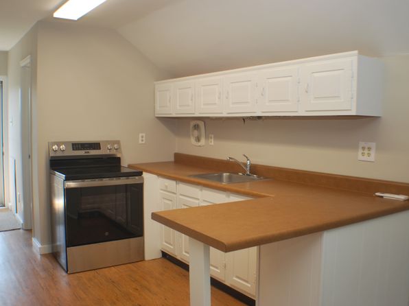 22 Mainland Rd UNIT 4