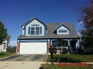 705 Fairview Ln, South Elgin, IL 60177