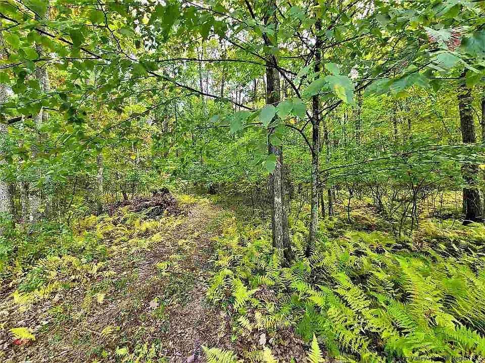 1st image of 37 Trillium Trail