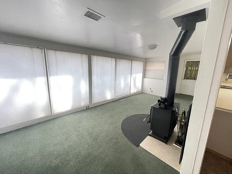 8437 Wild Horse Rd — Photo 10