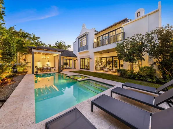 590 NE 59th St, Miami, FL 33137