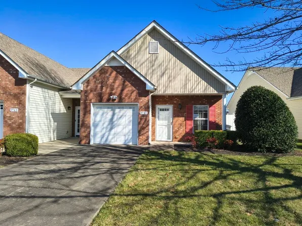 3741 Meadow Ridge Ln, Clarksville, TN 37040