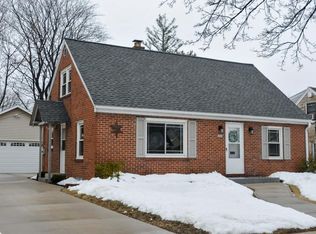 3609 N 93rd St, Milwaukee, WI 53222