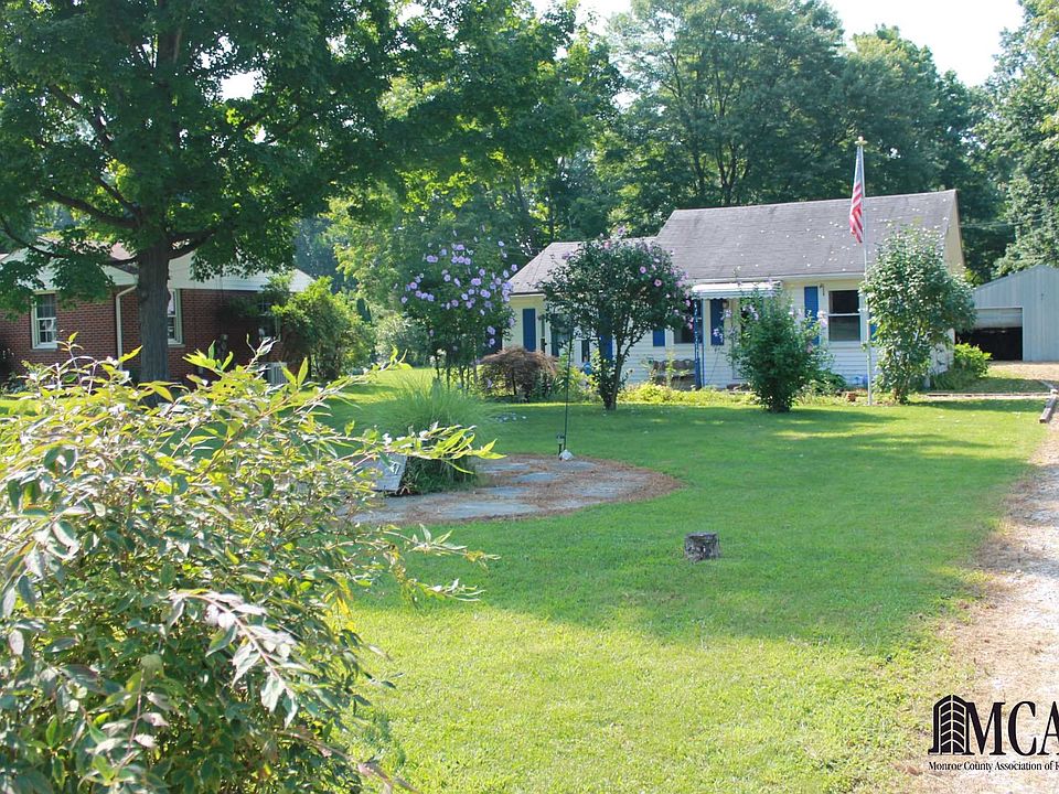 1st image of 1121 S Park Dr