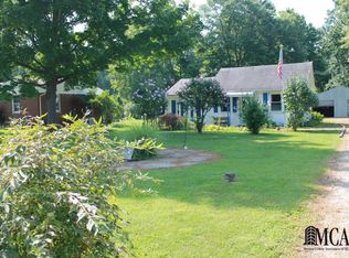 1121 S Park Dr, Temperance, MI 48182