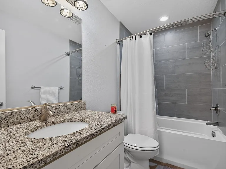 2700 Rodgers St — Photo 24