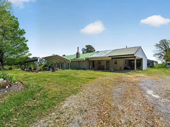 1549 Golo Rd, Mayfield, KY 42066