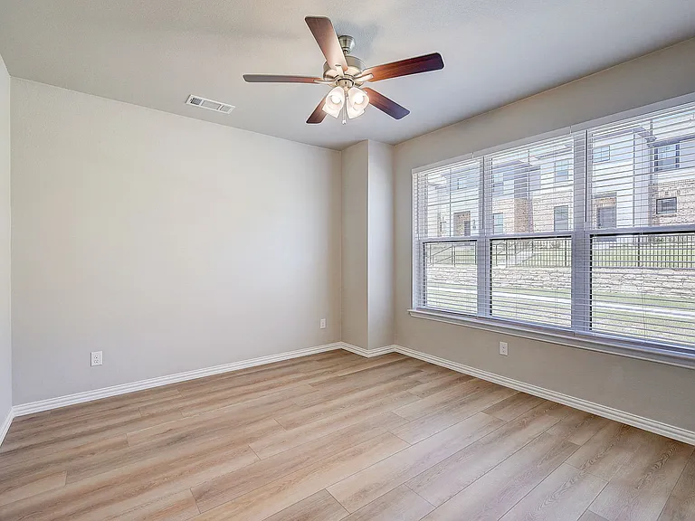 Willow Crossing Townhomes — Photo 32