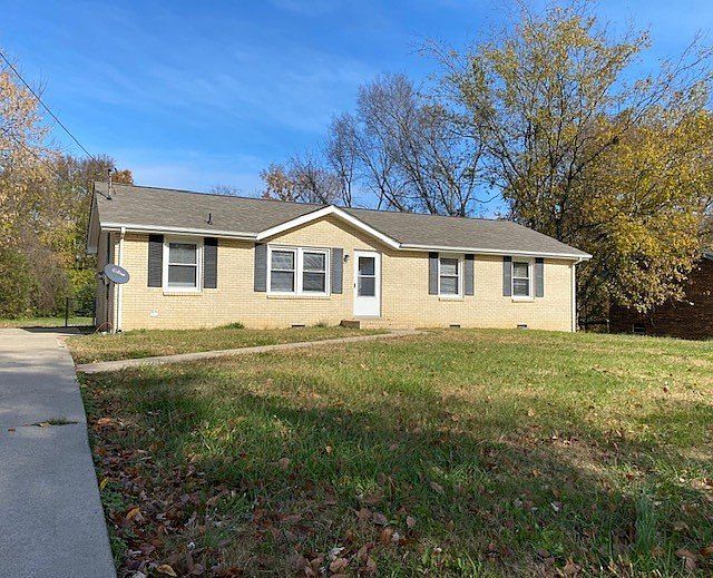 1st image of 803 Amanda Dr