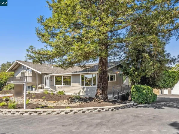 821 Ridge Dr, Concord, CA 94518