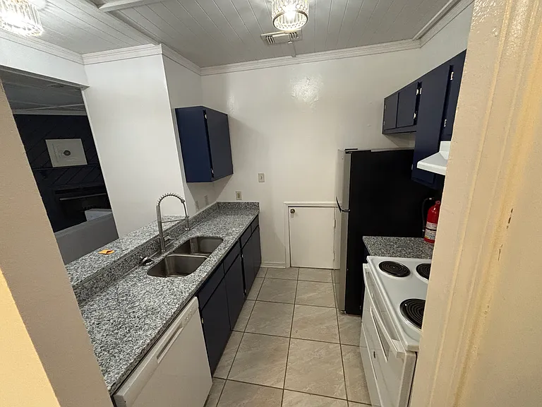 9247 Orleans Dr #A — Photo 12