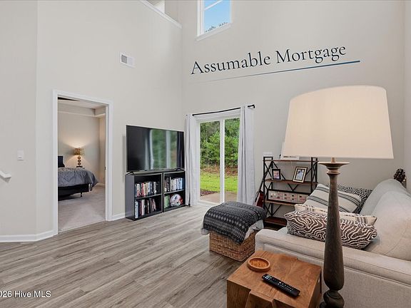 4th image of 3598 Roseblossom Drive