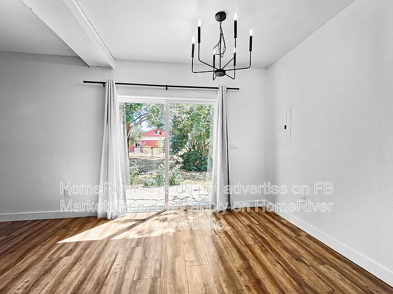 1202 S Russell St — Photo 3