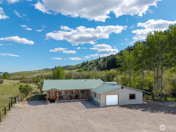 446 Rendezvous Road, Winthrop, WA 98862