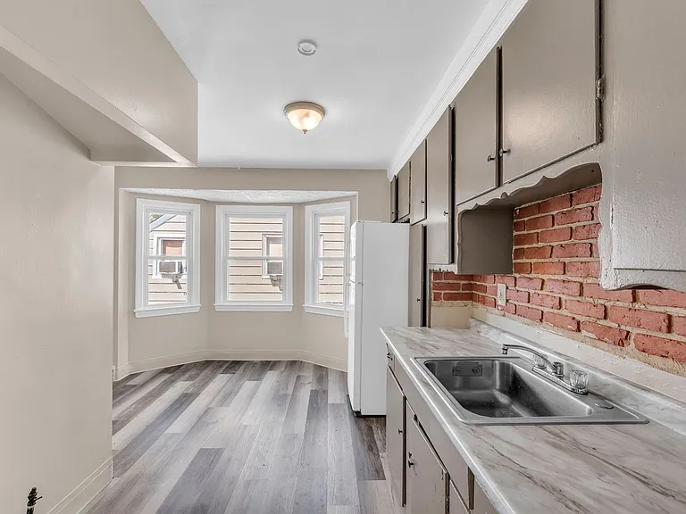 13613 Cedar Rd — Photo 12