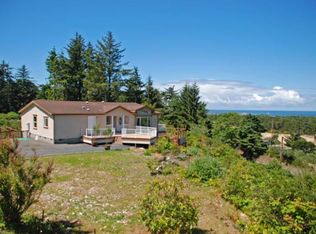 188 Glen Dee Ln, Winchester Bay, OR 97467