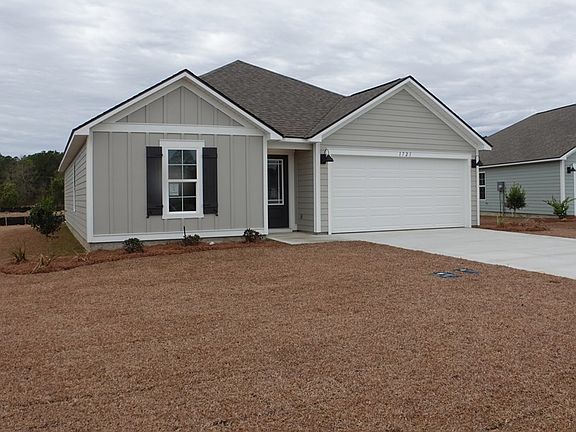 2nd image of 1721 Phillips Cir