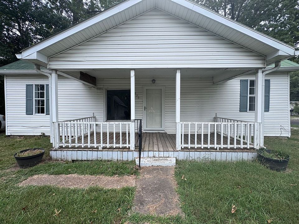 1st image of 820 S 28th St