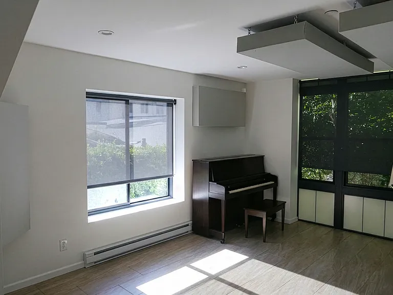 Creative Den/Office