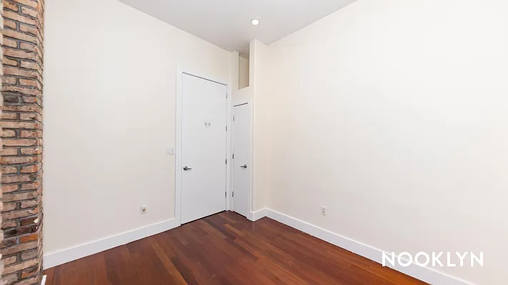 Rented by Nooklyn NYC LLC | media 56