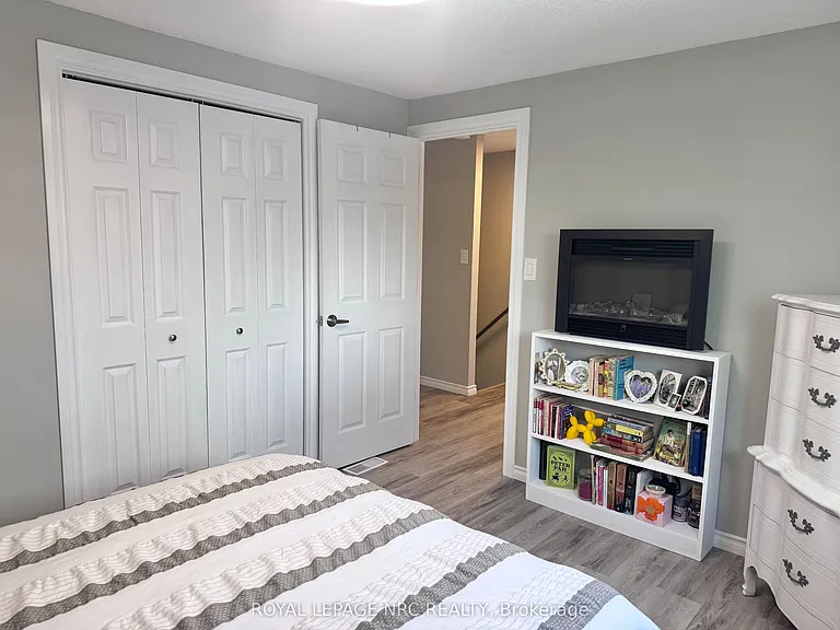 10 Lafayette Dr — Photo 12