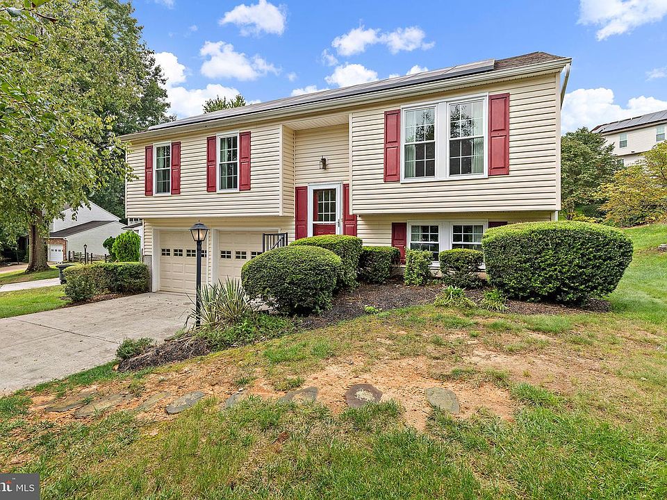 1st image of 3001 Latrobe Ct