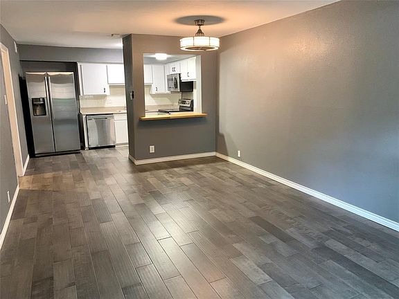 5th image of 5234 Fleetwood Oaks Dr #119