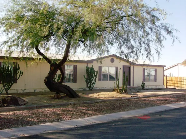 266 Gompers Cir, Morristown, AZ 85342